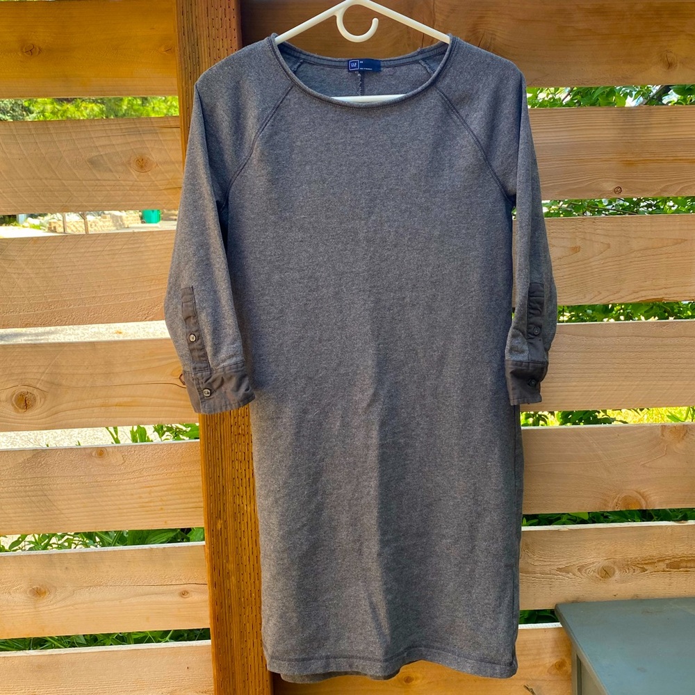 Solid Gray Casual Gap Dress with Cuffs